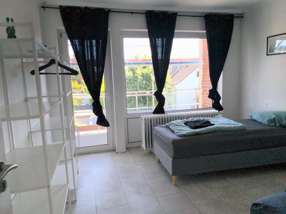 Schöne Monteurwohnung Ferienwohnung Langenfeld Apartment in North Rhine-Westphalia