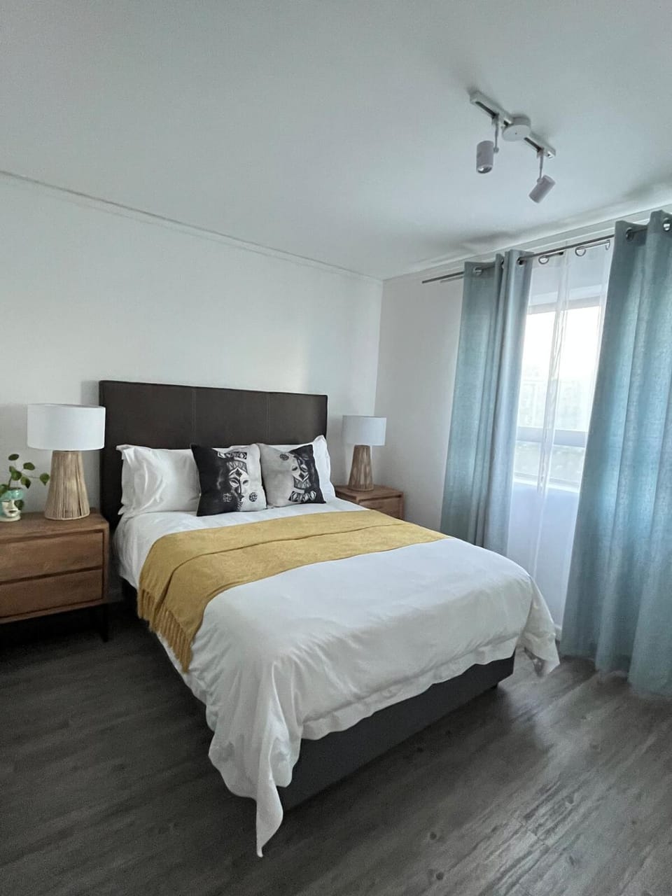 Cape Town Central- Rock Chambers Apartment in Cape Town