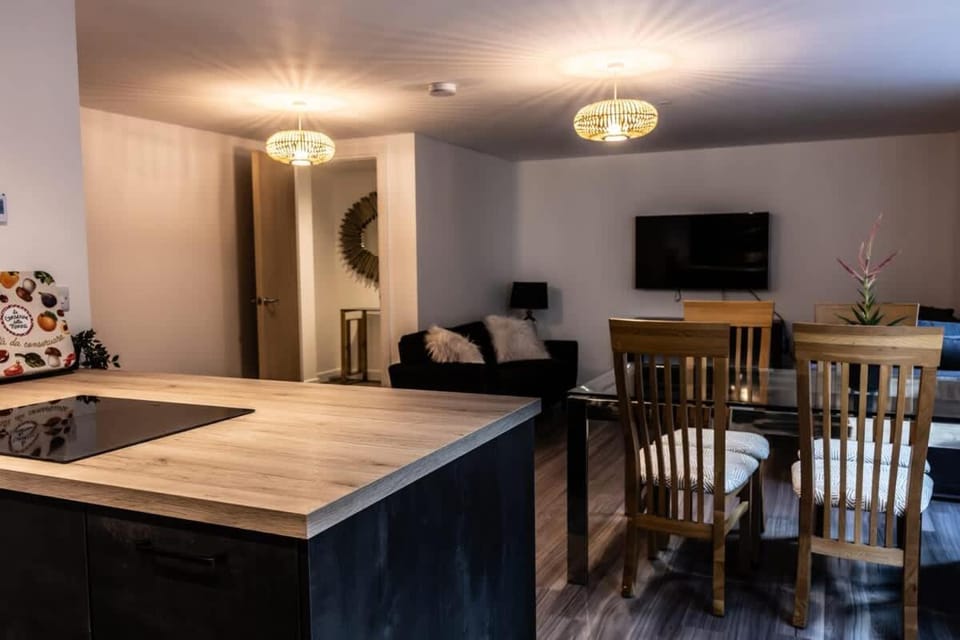 Amazing 2BR Apt Sofa Bed Apartment in Exmouth