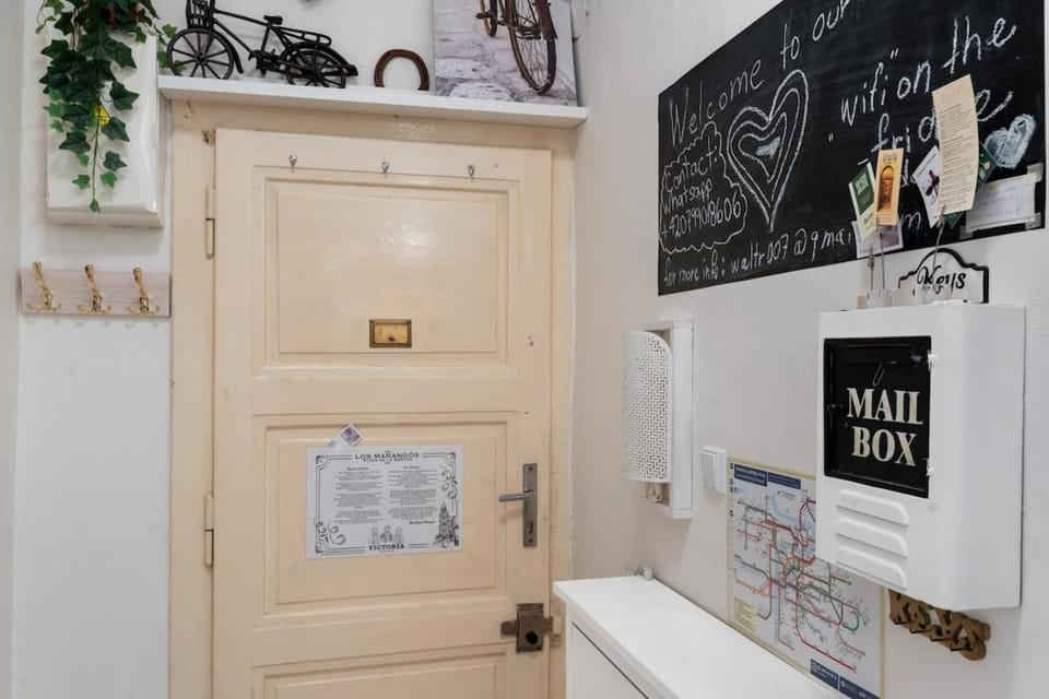 Cozy 2 Bedroom Flat in Prague Apartment in Prague
