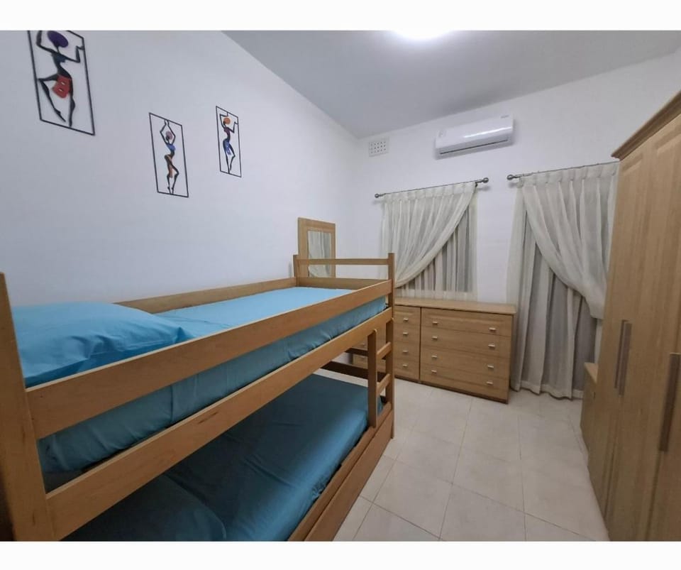 Family Maisonette in St Paul's Bay Apartment in Saint Paul's Bay