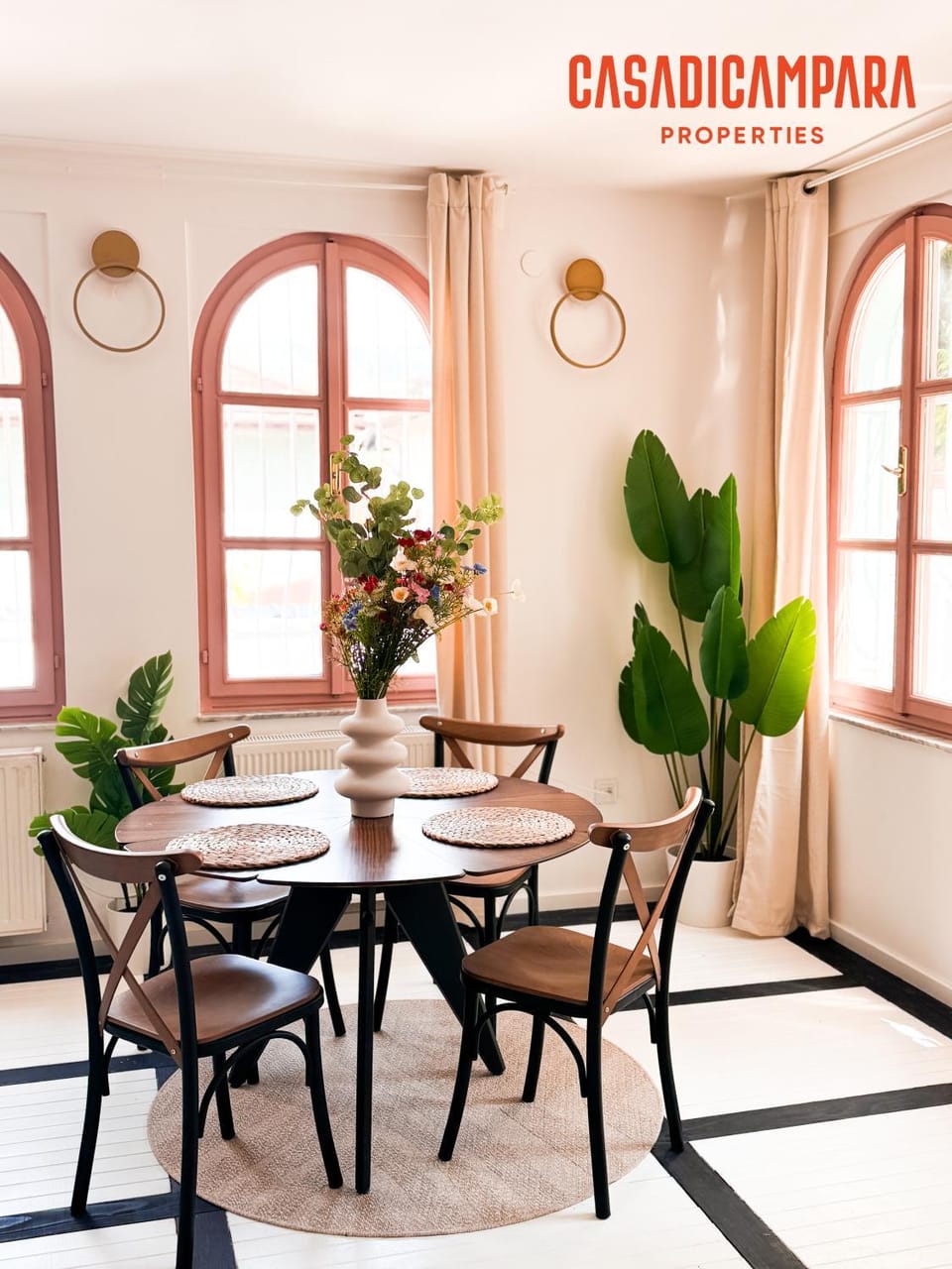 Decorative detail, Dining area