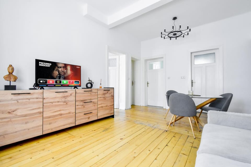 TV and multimedia, Living room