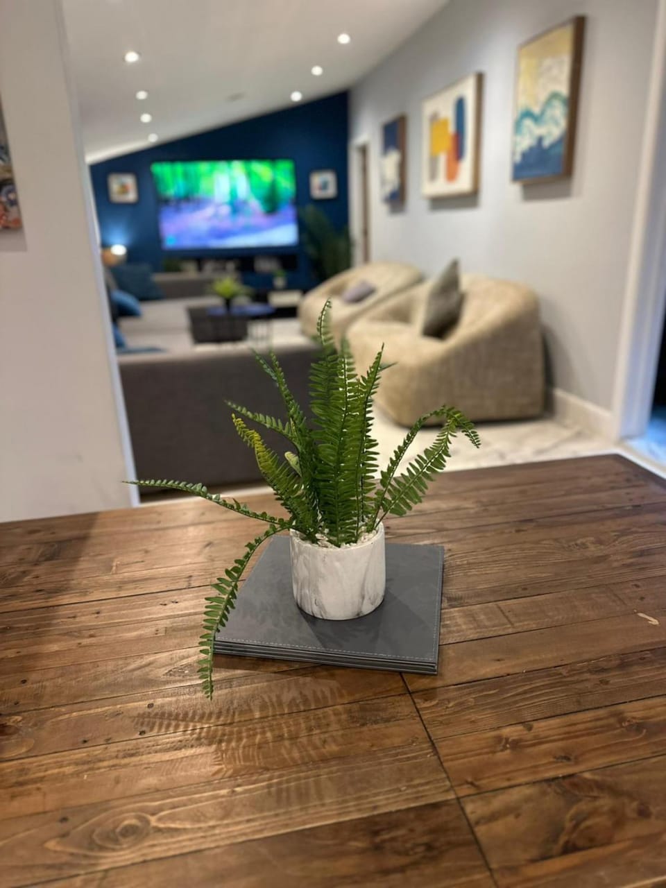 TV and multimedia, Living room, Seating area