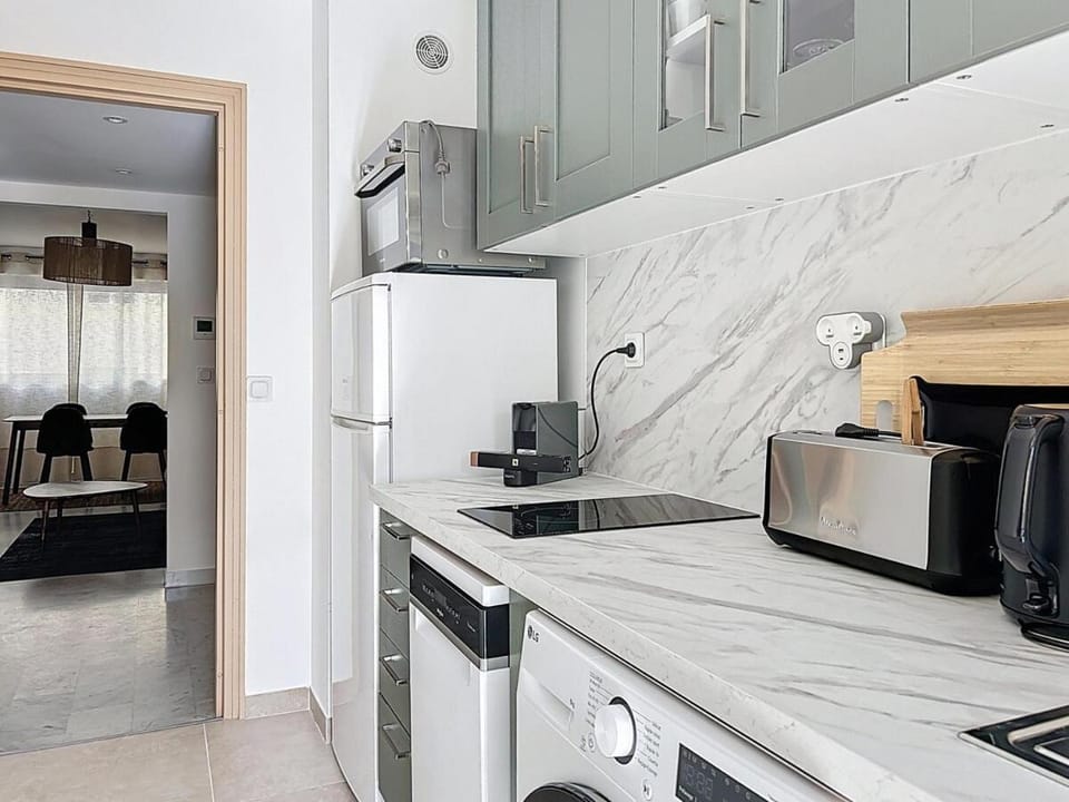 Le Daillon - Quartier Plage - Climatisé et extérieur privatif Apartment in Toulon