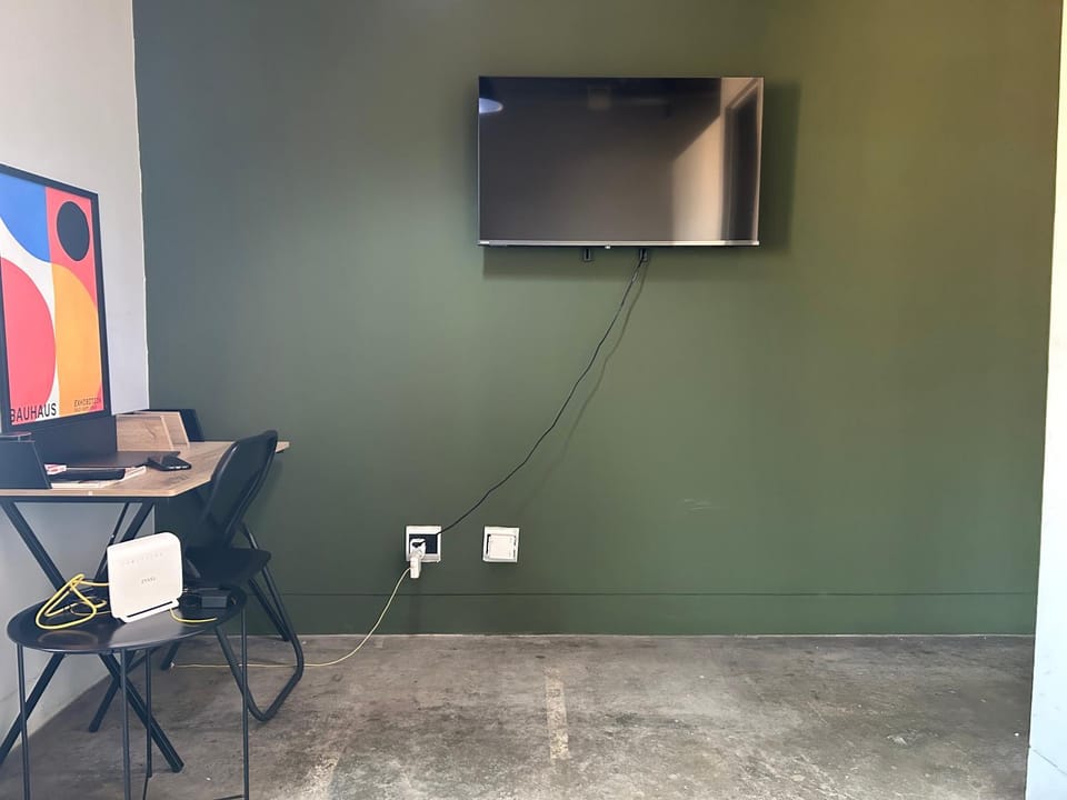 Trendy, retro-urban industrial Jozi Maboneng apartment Apartment in Johannesburg
