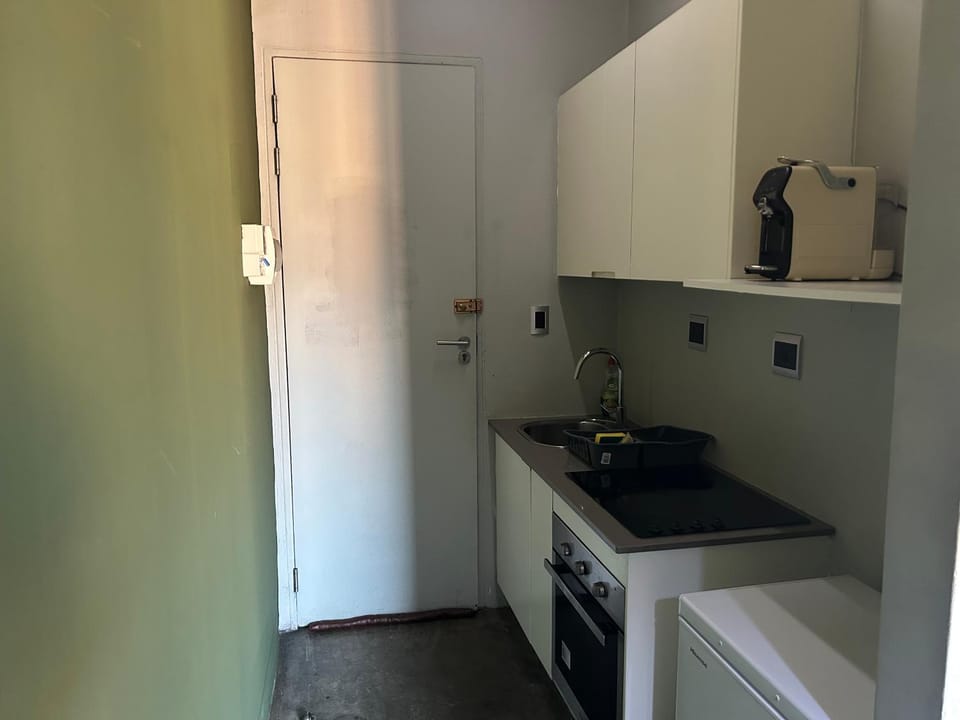 Trendy, retro-urban industrial Jozi Maboneng apartment Apartment in Johannesburg