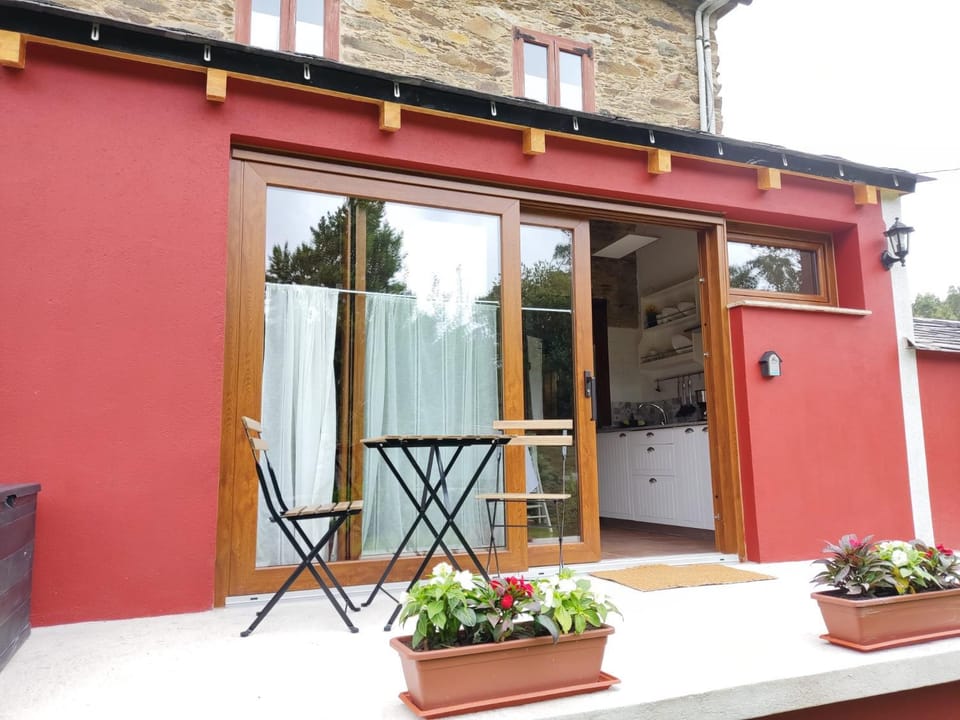 Property building, Balcony/Terrace