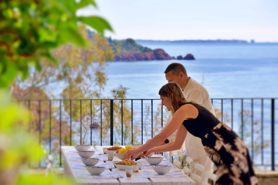People, Natural landscape, View (from property/room), Balcony/Terrace, Dining area, Sea view