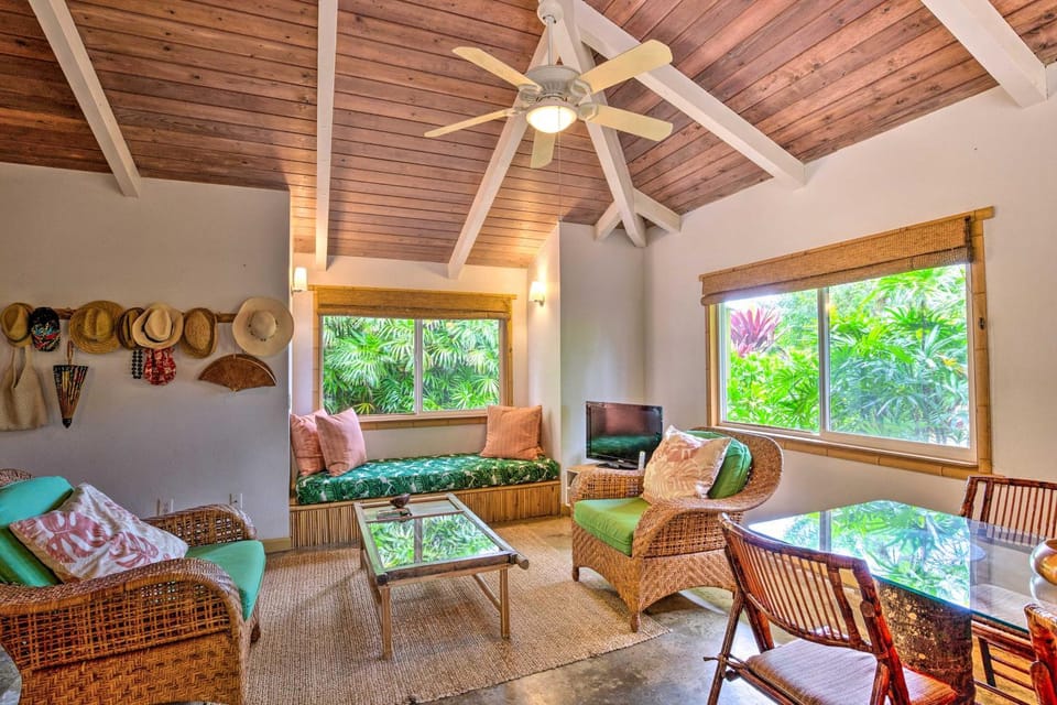 Kauai Hale Melemele by Coldwell Banker Island Vacations House in Wailua
