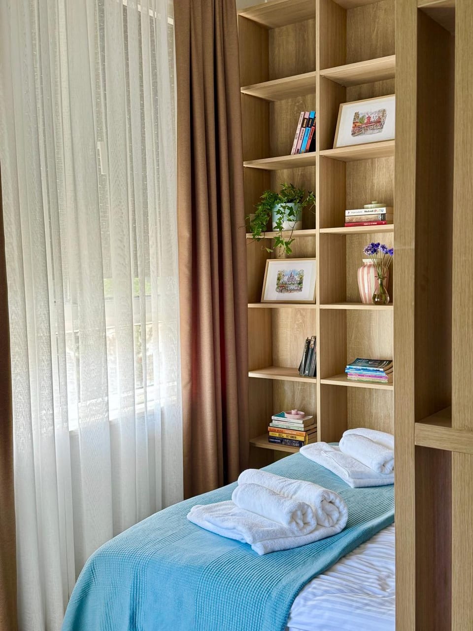 Bed, Library, Bedroom