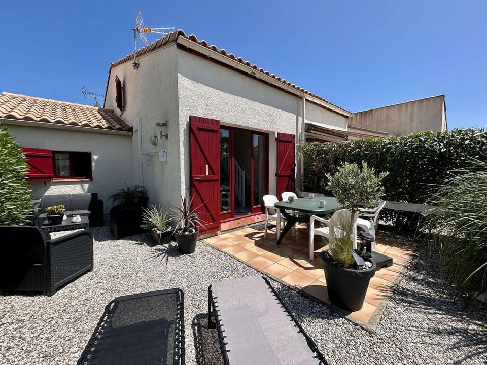 Patio, Garden, Garden view