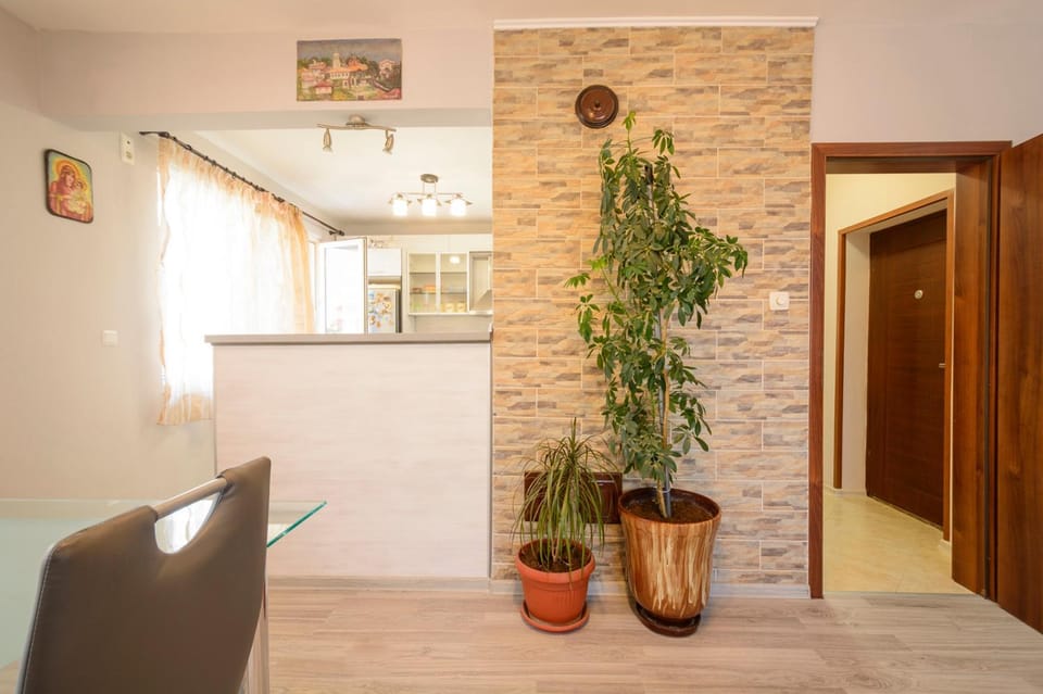 Apartment Yanevi Bed and Breakfast in Burgas Province