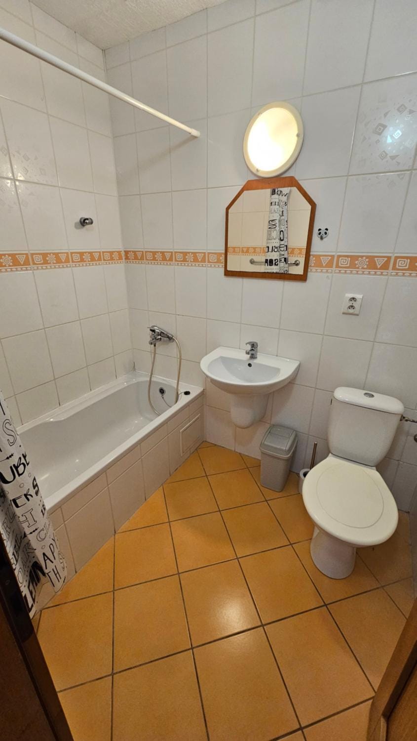 Toilet, Bathroom, Bath, towels
