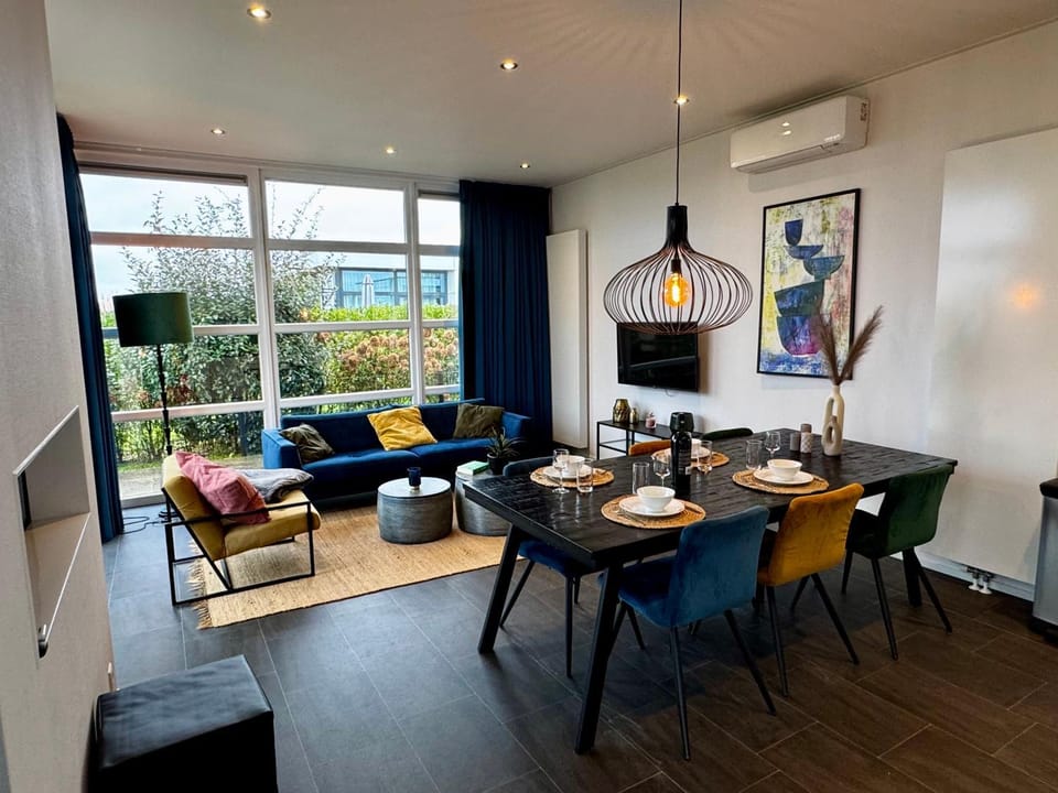 Marina Strandbad Chalet IJssel Lodge Haus Nr 34 House in Gelderland, Netherlands