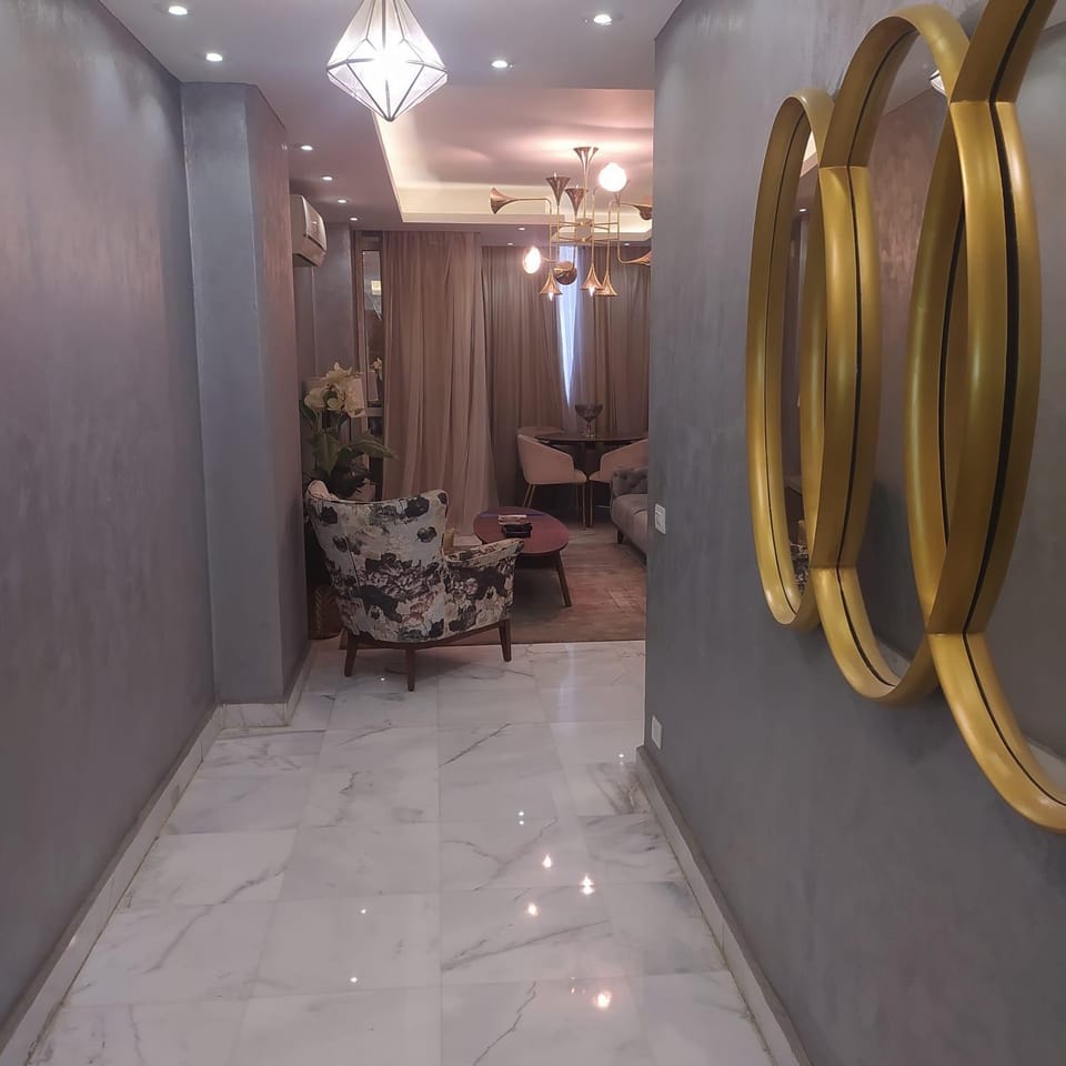 شقه فاخره لايجار Apartment in Cairo