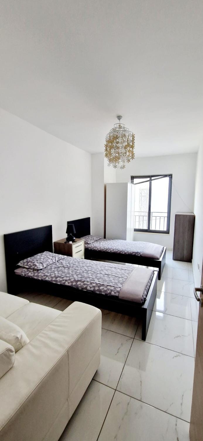 Lovey flat for 7 people in St Julians Apartment in Malta