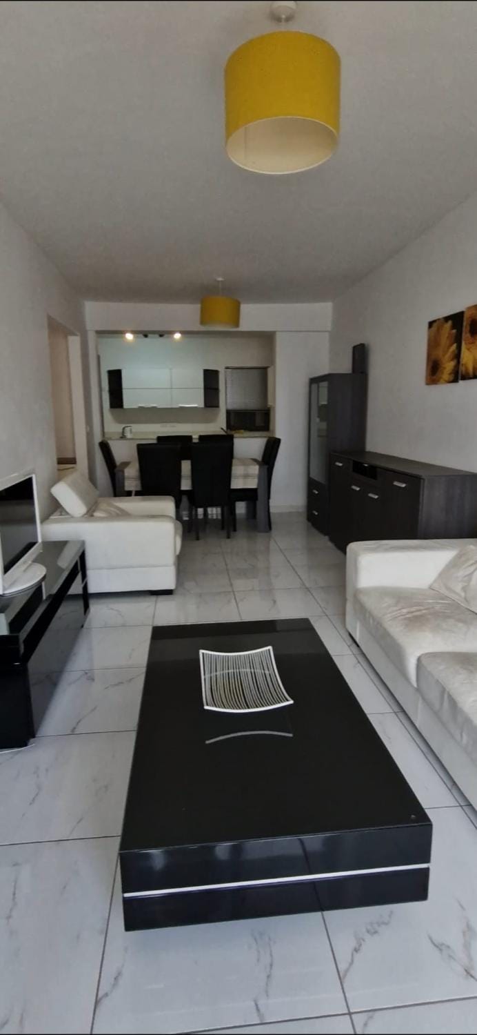 Lovey flat for 7 people in St Julians Apartment in Malta