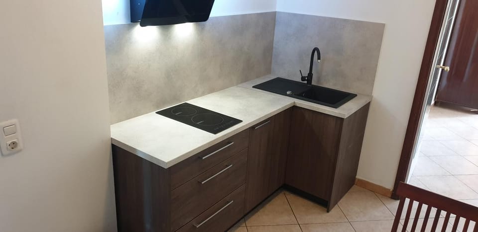 Private apartments, parking, beach distance 350 meters Apartment in Šibenik-Knin County, Croatia