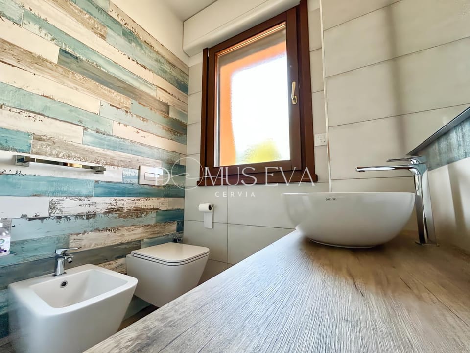 Shower, Toilet, Bathroom, bidet