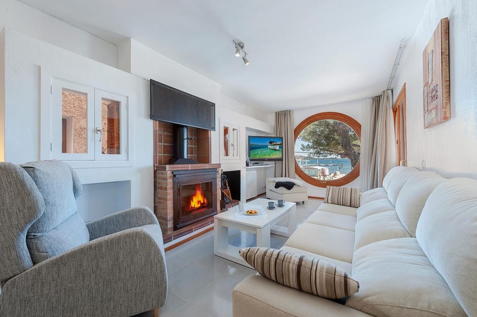 Property building, Living room