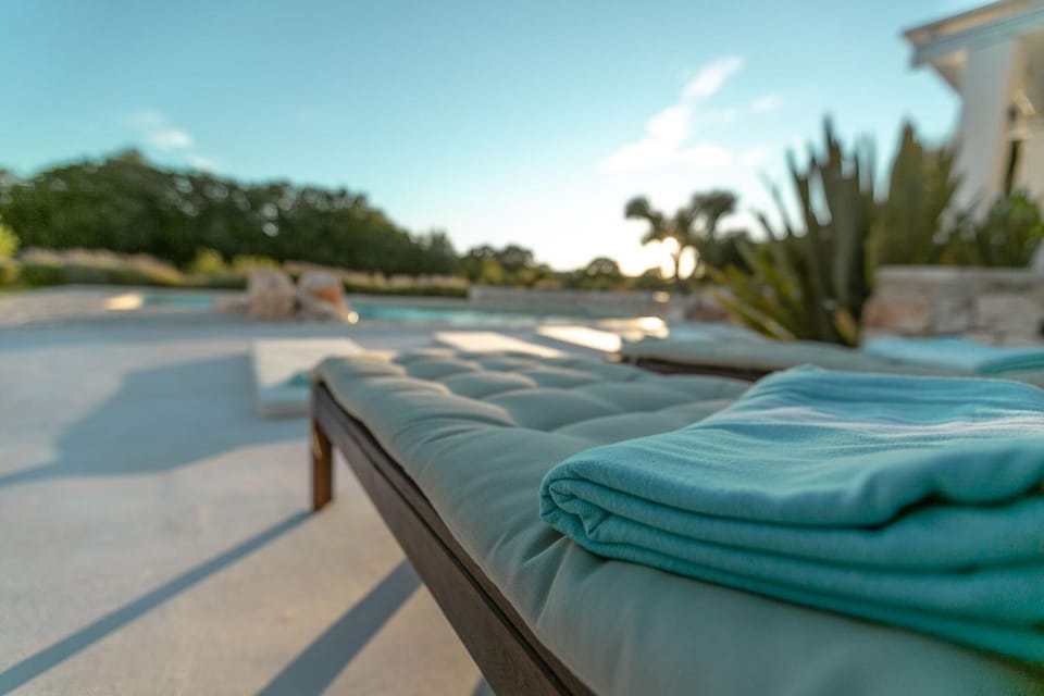 Property building, Spring, Summer, Garden, Balcony/Terrace, Spa and wellness centre/facilities, Other, On site, Area and facilities, Swimming pool