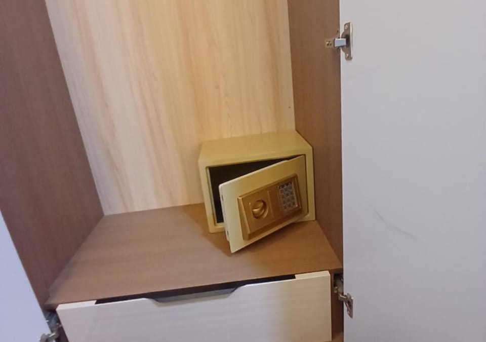 locker