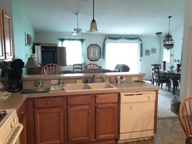 1189 Z3a VILLAGE OF LIBERTY PARK by REMAX Premier Villa in The Villages