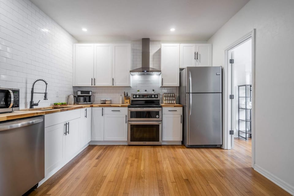 Symphony at The Key - 7BR Mansion , 1mi to UF & DT House in Gainesville