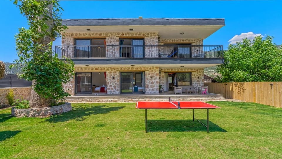 Stonhouse 2 Apartment in Antalya Province