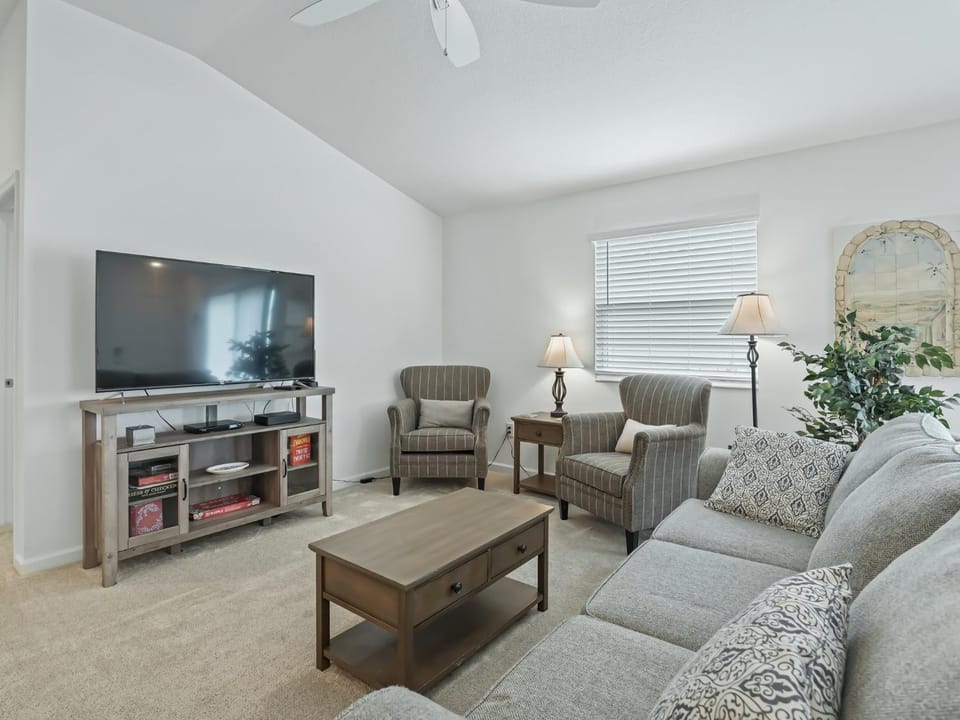 1657 Z6 VILLAGE OF MONARCH GROVE by REMAX Premier Villa in Wildwood