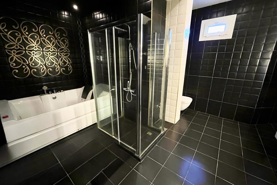 Shower, Toilet, Bathroom, Bath, bidet