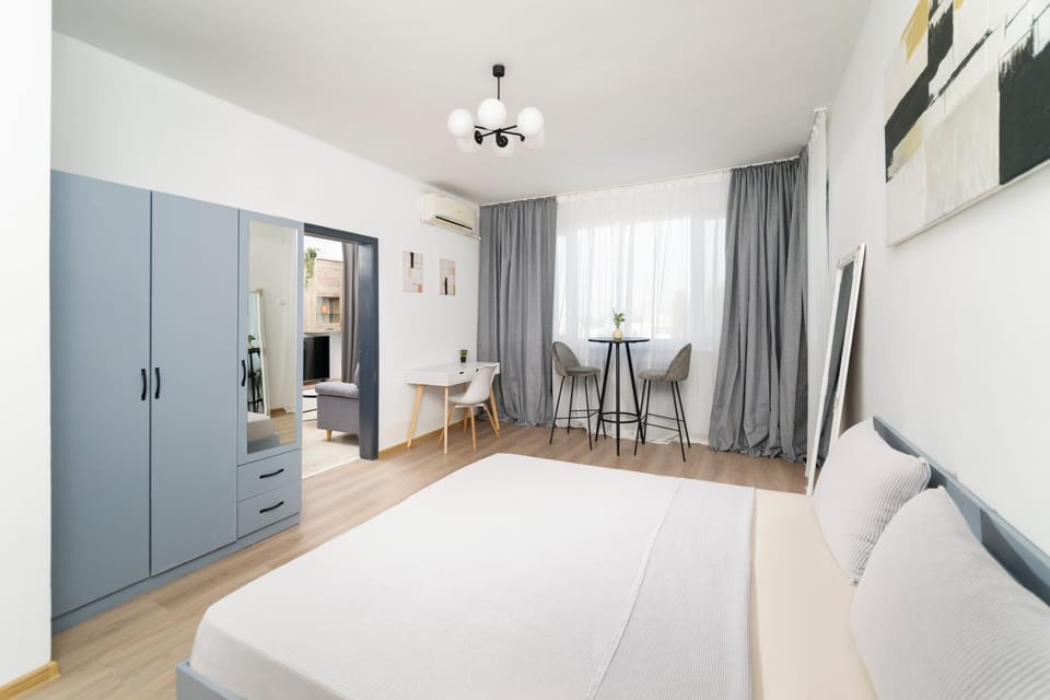 Bed, Photo of the whole room, Bedroom, wardrobe