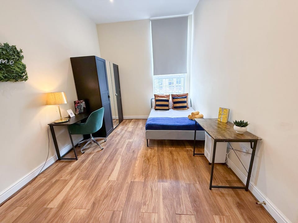 Bed, Photo of the whole room, Bedroom, towels, wardrobe