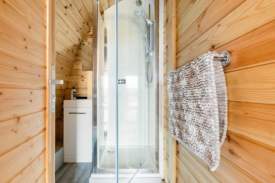 Cape Cornwall Pod with vast sea views Apartment in England