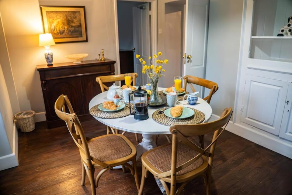 Luxury 3 Bed Cottage on Rewilding Estate House in West Dorset District