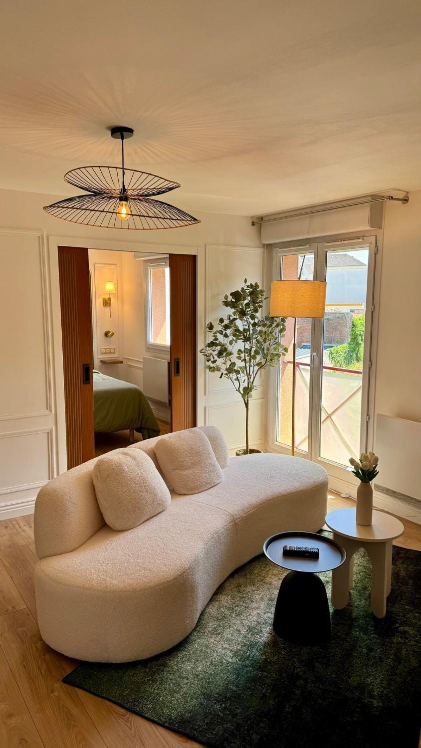 Living room, Seating area, fireplace