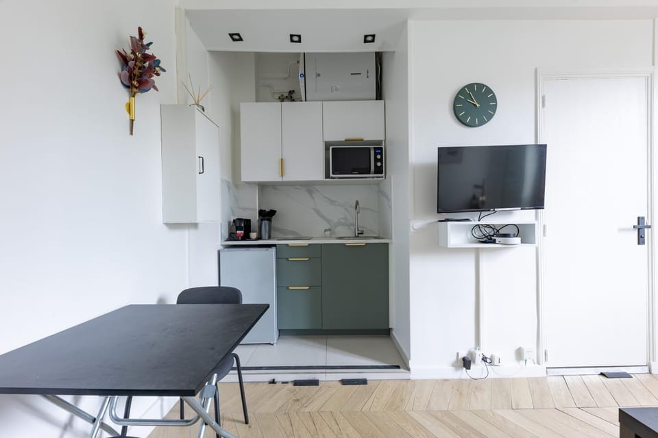 Romantic 3 Stars - Studio suite by Canal Saint-Martin Apartment in Paris