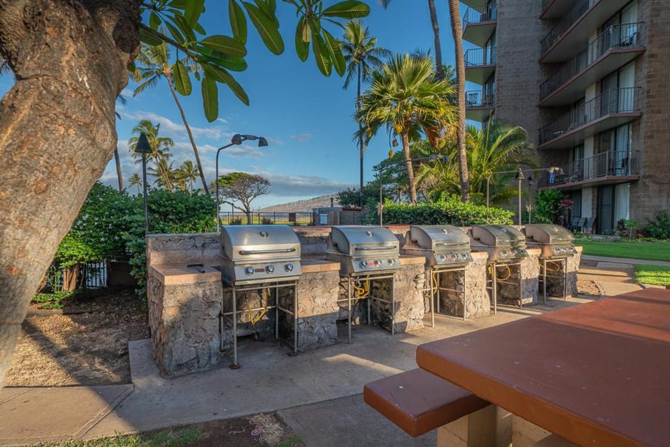 Kauhale Makai 203 by Coldwell Banker Island Vacations Apartment in Kihei