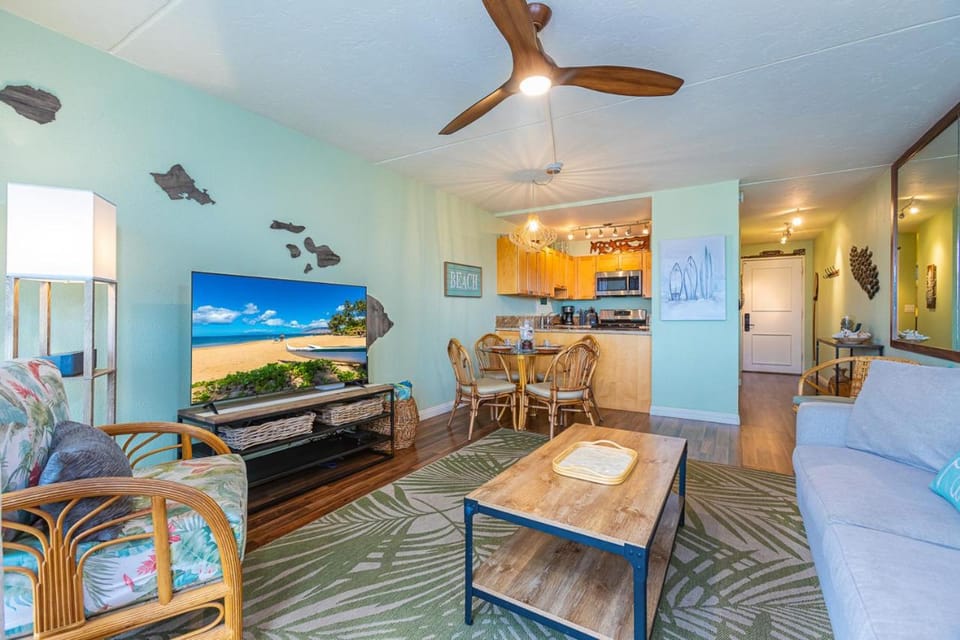 Kihei Akahi C-609 by Coldwell Banker Island Vacations Apartment in Wailea
