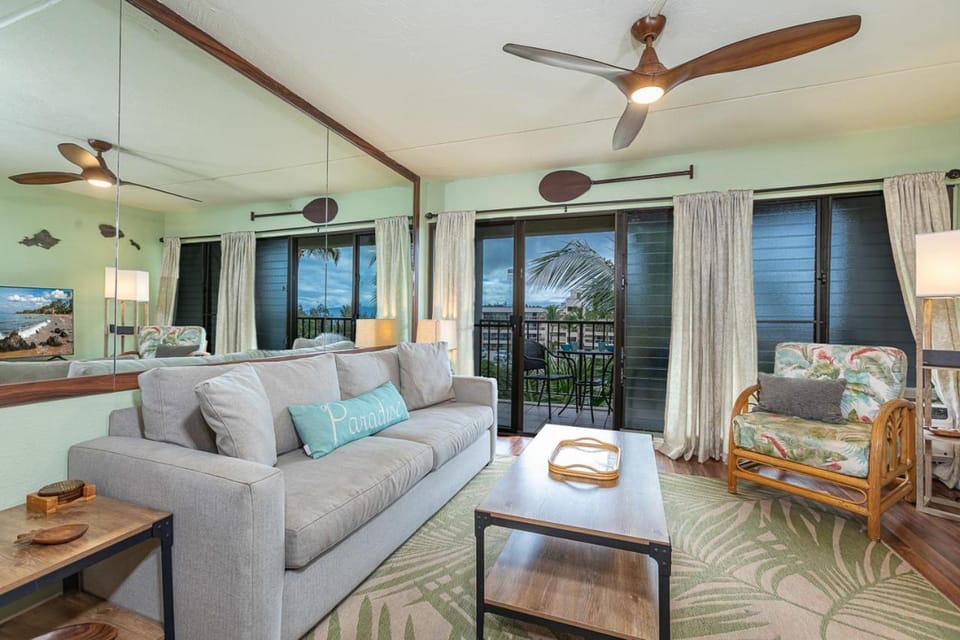 Kihei Akahi C-609 by Coldwell Banker Island Vacations Apartment in Wailea