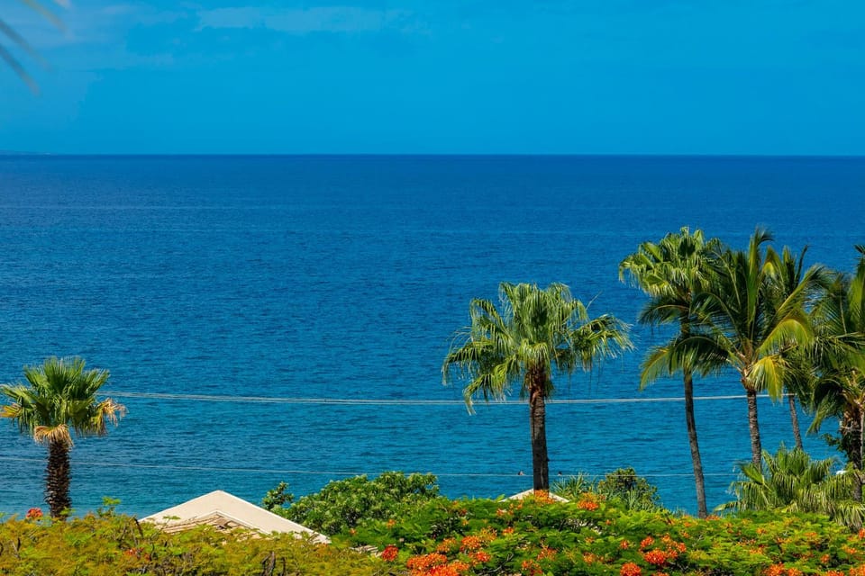 Kihei Akahi C-612 by Coldwell Banker Island Vacations Apartment in Wailea