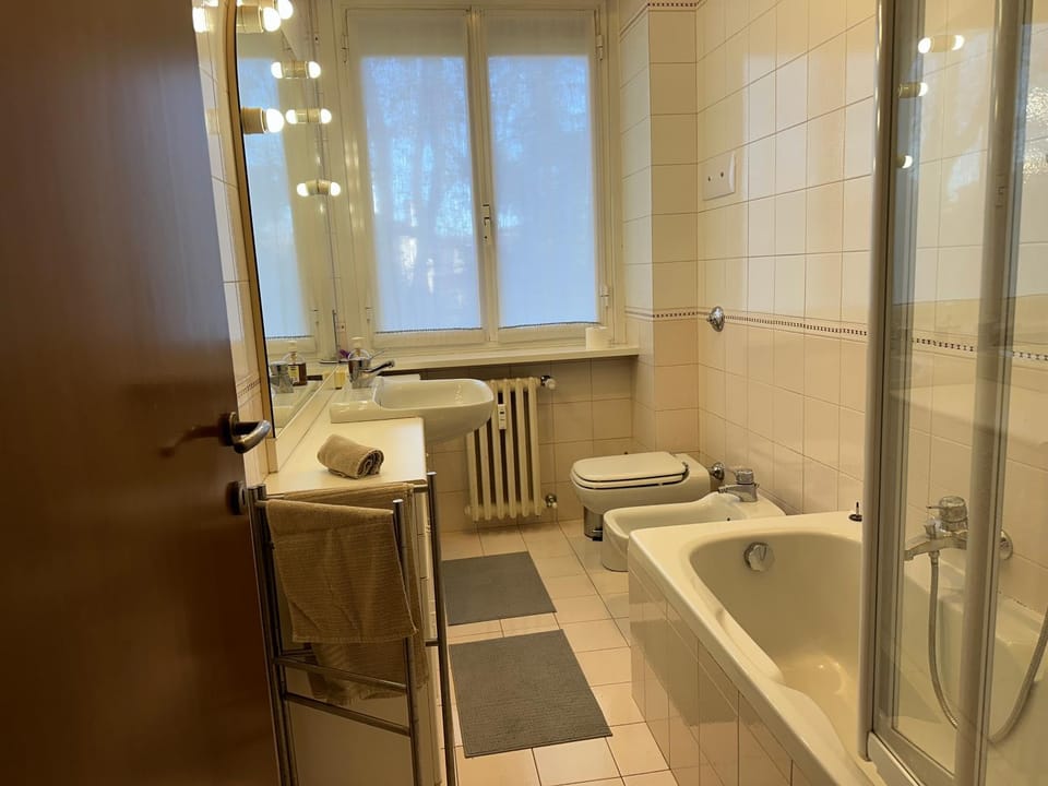 Bathroom, Bath