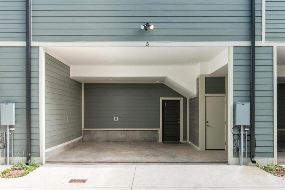 3 Story Townhome in East Nashville House in East Nashville