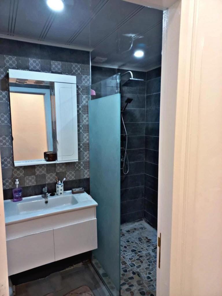 Appart a ain turk a cote de eden Apartment in Oran Province, Algeria