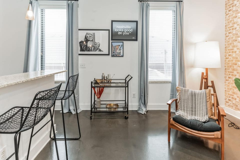 Modern Loft Near West End House in Nashville