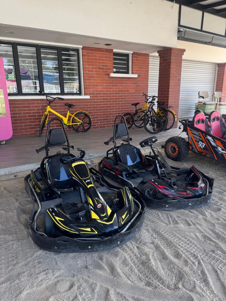 GoKart Event Homestay Koey 卡丁车民宿 Villa in Johor Bahru