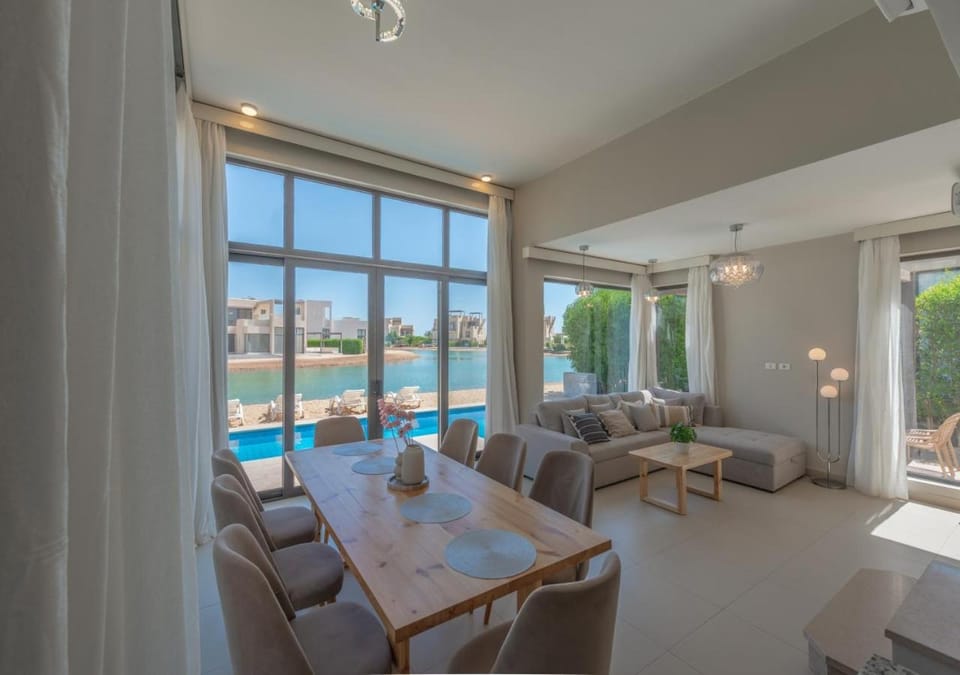 Beautiful 4BR Villa in Tawila El Gouna Private Pool & Lagoon Access Villa in Hurghada