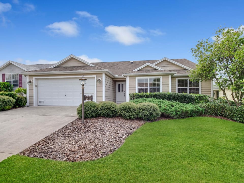 2537 Z3b VILLAGE OF HADLEY by REMAX Premier House in The Villages