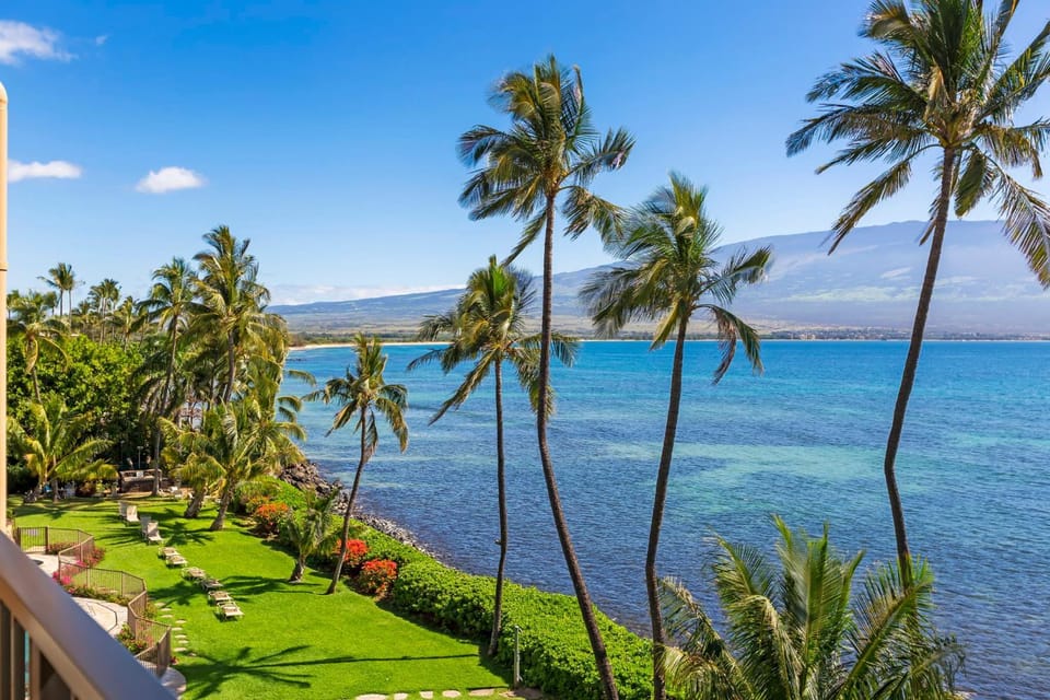 Maalaea Banyans 416 by Coldwell Banker Island Vacations Apartment in Maalaea